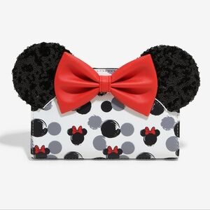Loungefly Minnie Mouse Wallet - Black and Red NWT